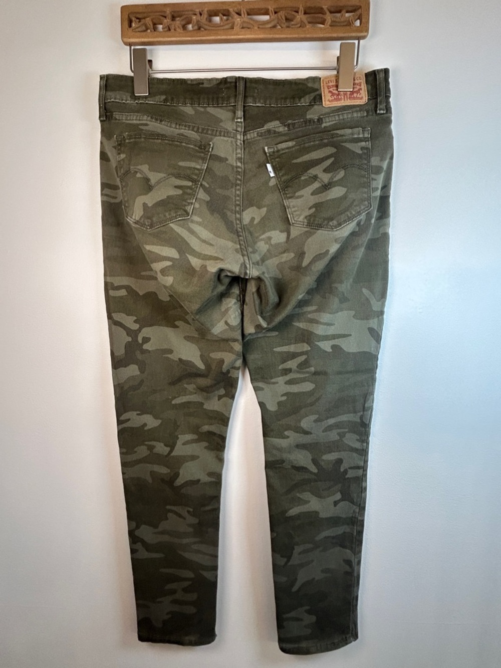 Levi's Women's Size 31 Olive Green 711 Camo Skinny Jeans - Picture 5 of 10